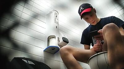 Cumming for Twinks - The Blond Dick Thick Spy Cam Adventure!