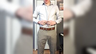 Sweet Little Insurance Brokers Hot Amateur Action & Ass Showcase!