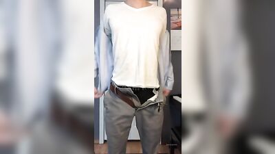 Sweet Little Insurance Brokers Hot Amateur Action & Ass Showcase!