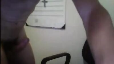 Darians Handjob Adventure: Web-Cam Fun with the Hottest 18 Year Old!