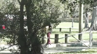 Hustler in the park: Big Cocks Cum Shots Handjob Porn!