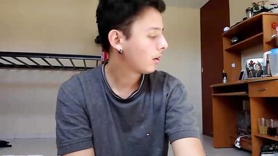 Twink Buddies Cam Porn: Gay Fresh Meat Action!