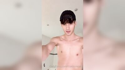 Straight Italian Lad Jerks Off Again! Cum for the Second Time!