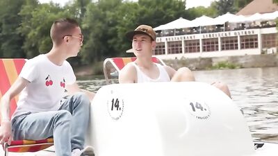 Gay Twinks After Day Out: Explosive Cum Shots and Oral Delights