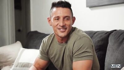 Army Buddies: Newbie Big Cocks and Oral Sucking