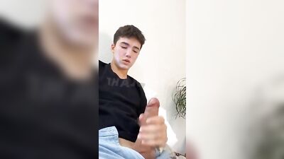 Juicy Boy - The Ultimate Gay Porn Experience!