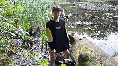 Jerking in Public: Dantes Wild Adventure at the Pond!