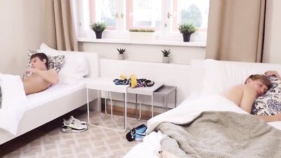 Two Hot Twinks: Bareback Bliss with Cum Shots!