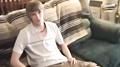 Hot Amateur Boy Comes on Couche: Exploring Sexuality in the Gay Porn Industry!