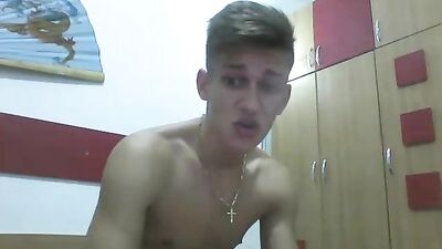 Twink Webcam Boy Shakes His Cock in Gay Porn Video