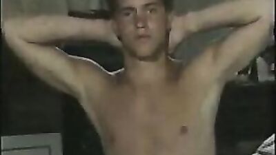 Kevin Williams: Blond Exposed - A QUICK fuk in the middle of a solo session