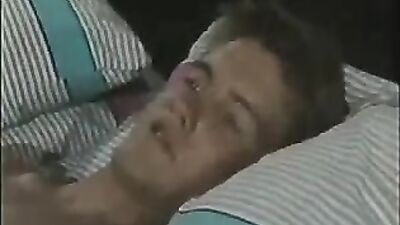 Kevin Williams: Blond Exposed - A QUICK fuk in the middle of a solo session