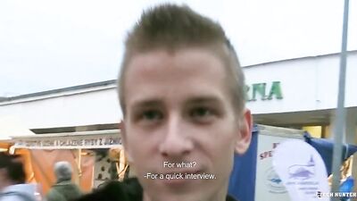 Young Czech Hustler Offers His Services on Twinksex!