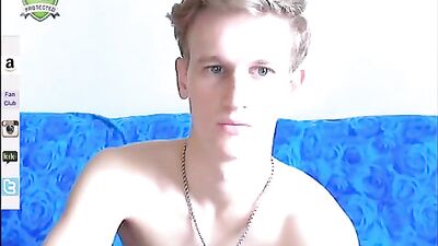 Raw Passion: Yummy Scos Menage à Trois