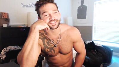 Maddox Cums on his Abs - - more @ Twinks1.com