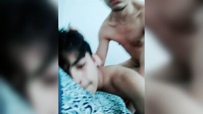 cogiéndome a un twink