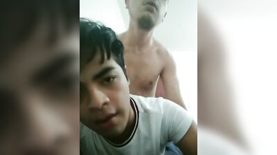 cogiéndome a un twink