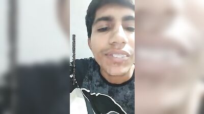 Explore the Erotic Delight of Asian Web-Cam Cum Facial Indian!