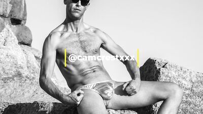 Super sexy slideshow with Cam Crest