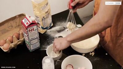 Czech boys fuck bareback in a birthday morning!