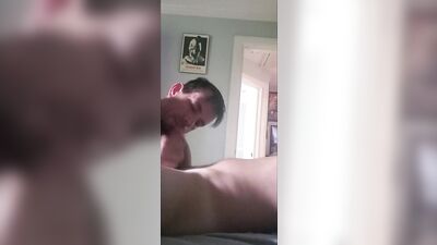 Daddy waking his stepson up with a blow job ????