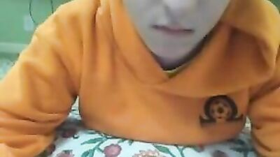Orange Sweatshirt Wanker Returns for More Cum Shots!
