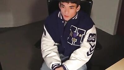 Cumming for Cute Muscles - Solo Handjobs with Big Cocks!