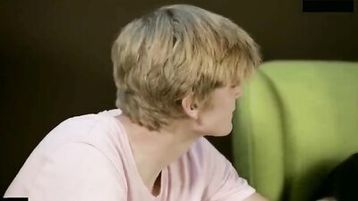 Hot Twinks Room Fuck - Explosive Threesome Action with Bareback Sex Show