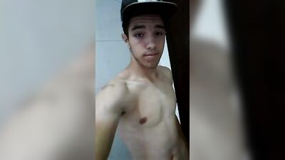 Amateur Latino Public Outdoor Delights - Garoto delicioso