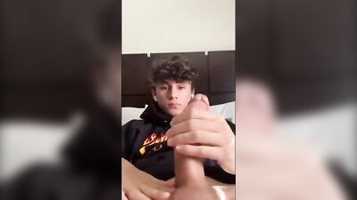 Gay Porn Heat: A Helping Hand to Yourself!
