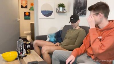 Barebacking My Str8 Flatmate - Satisfaction Guaranteed!