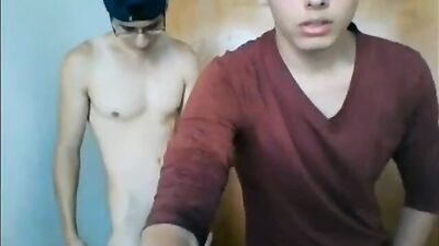 Twink Porn: Straight Guys Get Fucked on Webcam!