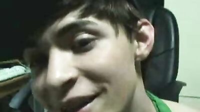 Lad Plays Live: Web-Cam Sex Adventures