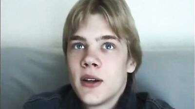 BORIS, A YOUNG KIEVAN GUY: GAY PORN VIDEO EXPLOSION