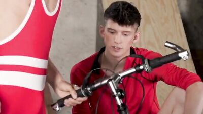 Cycling Bareback Jocks: Satisfying Rides