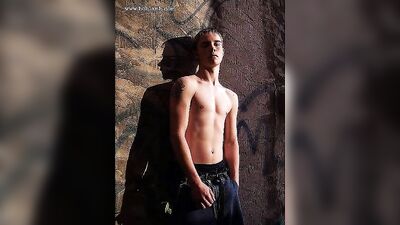 Gay Porn: Bobs Boys Amateur Adventures!