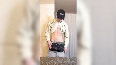 Gay Twink Bathroom Strip Porn - The Ultimate Gay XXX Experience!