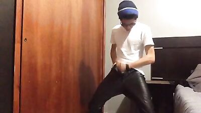 Webcam Solo: Cum With a Rubber Pants - Fetish Cum Shots