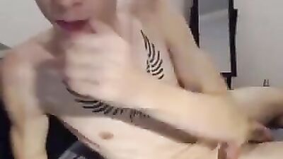 Tatted Cutie: The Amateur Big Cocks and Cum Shots Adventure