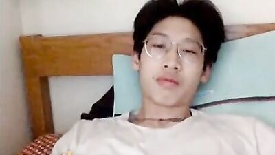 Asian Dorm Room Webcam Boy - Hooking Up with Girls Online?