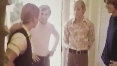 Gangbang with Twinks: Flip-Flop Sex and Old-School Gay Porn!