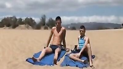 Beach Bumming Blond Twinks Cum Shots Adventure