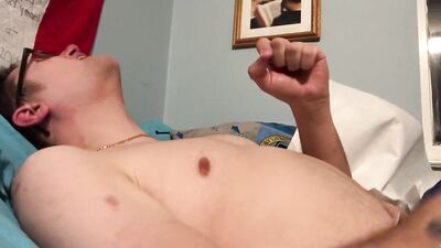 Twink jerks to pornhub—-big cock, fast shooter