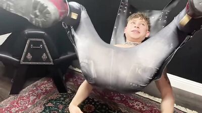 Daniel Hausser kink behind the scenes - Brian Bonds, Mr Pam