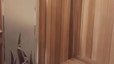 blowing str8 guy in sauna