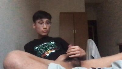 Asian Cum Shots Solo: The Ultimate College Twink Porn Experience!