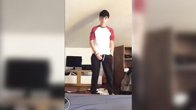 Twink Studs Unleashed: The Ultimate Gay Porn Adventure!