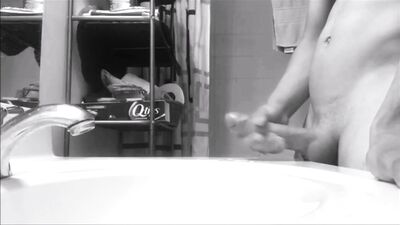 BIG SOLOS: The Ultimate Gay Porn Experience!