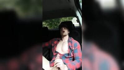Hot Dude Cums in Truck: Amateur Big Cocks Exposed!