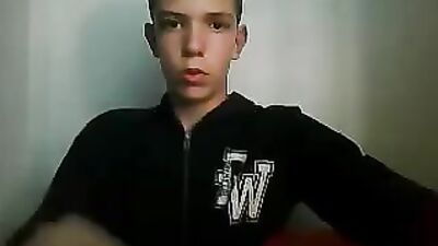 Handsome Amateurs Cumming for Hot Handjobs!